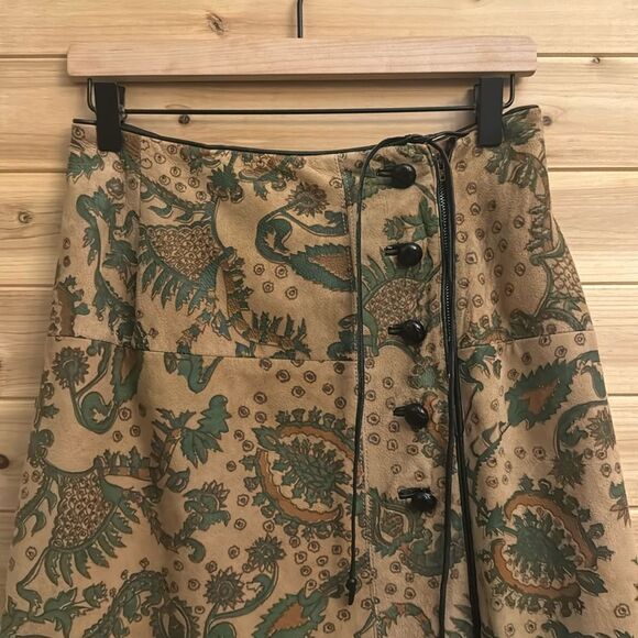 Vintage Beene Bazaar Size Medium/8 Suede Leather Paisley Lined Knee Length Skirt - Picture 2 of 14